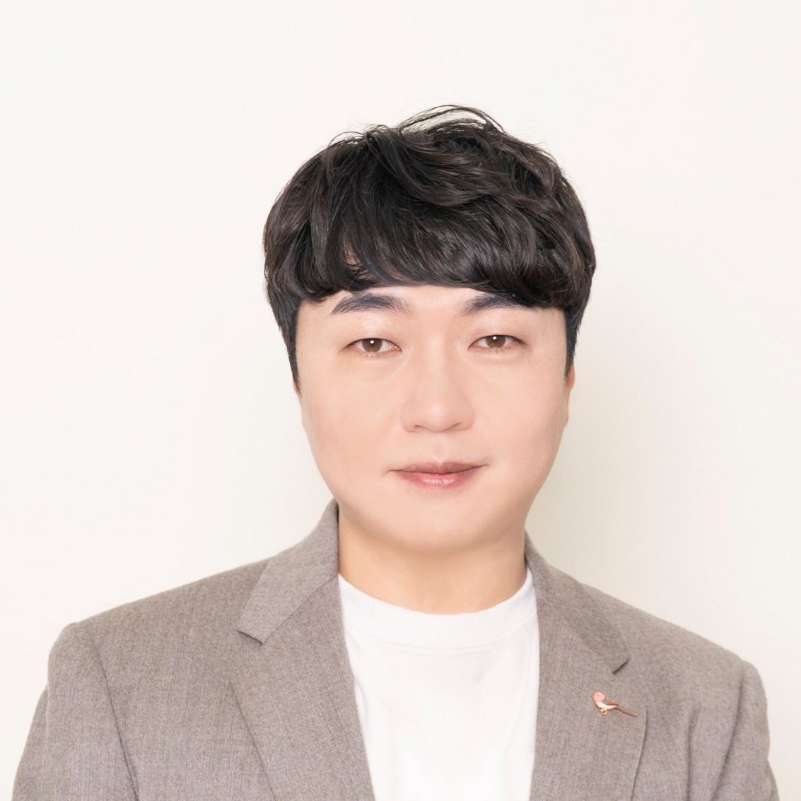 유새영